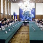 guvernul-grindeanu-planuieste-deja-minivacanta-pentru-bugetari-429028.jpg