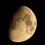 luna-mai-batrana-cu-cateva-milioane-de-ani-decat-se-credea-initial-428529.png