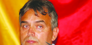 Alo? Madagascaru’? Mai sunt locuri la clasa a doua?