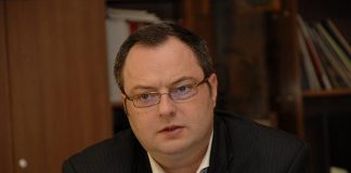 Dragomir Tomaseschi: „Politicienii nu ar abuza de pozitia lor daca nu ar vedea politica drept un vehicul de parvenire”