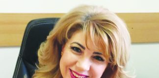 Luminiţa vine de la asfinţit