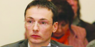 Un vice aproape plin