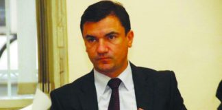 Micul şmenar Chirica : pentru jmecheri – mumă, pentru alţii – ciumă