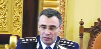 Stai acolo că venim și noi. Să nu spargi ceva … Stai acolo că venim și noi. Să nu spargi ceva ...