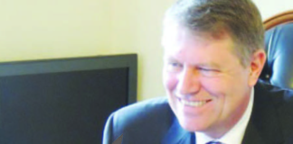 Revoluție! Dar fără „r“, nu se poate Revoluție! Dar fără „r“, nu se poate