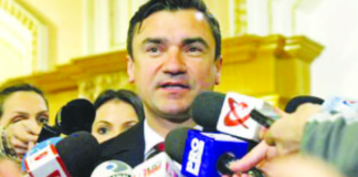 Alo? Poliția? Am un câine-n frigider. Viu! Alo? Poliția? Am un câine-n frigider. Viu!