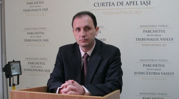 Procuror & ziarist : duet urechist lăutăresc