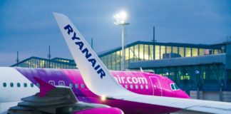 Ryanair și Wizz Air au fost amendate cu 4 milioane de euro pentru politicile de bagaje