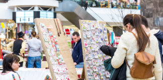 VINO SĂ ALEGI MĂRȚIȘOARE HANDMADE ȘI CREATE DE ARTIȘTI, LA PALAS