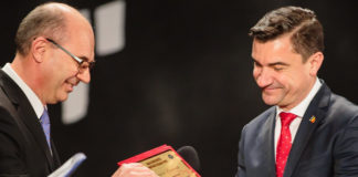 Agramatul Maricel Popa, frate cu măgarul. Lui Buridan