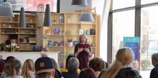 Femeia, simbol intre cer si pamant