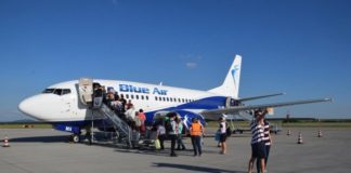 Un stomatolog din Iași a îngenunchiat Blue Air. Daune record, plătite de operatorul aerian