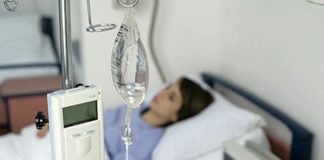 O femeie s-a trezit din comă după aproape 30 de ani, cu ajutorul fiului ei: „Nu mi-am pierdut niciodată speranţa”