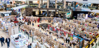 ÎNCEPE O NOUĂ EDIȚIE A TÂRGULUI DE CARTE LIBREX, ÎN ANSAMBLUL PALAS