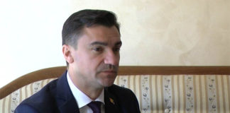 ” Mamelor din lumea-ntreagă ” , noul hit al lui DJ Chiri’ Primaru’