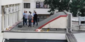 Un barbat s-a sinucis aruncandu-se in gol de la fereastra unei camere a Hotelului Central