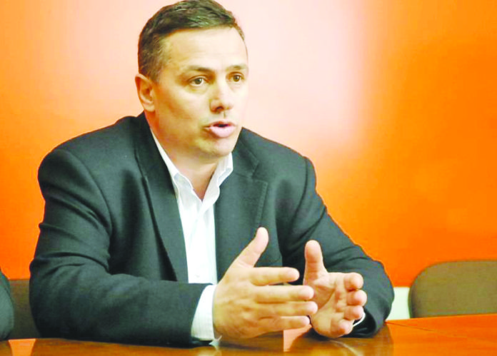 Vânt din pupă cu săgeată