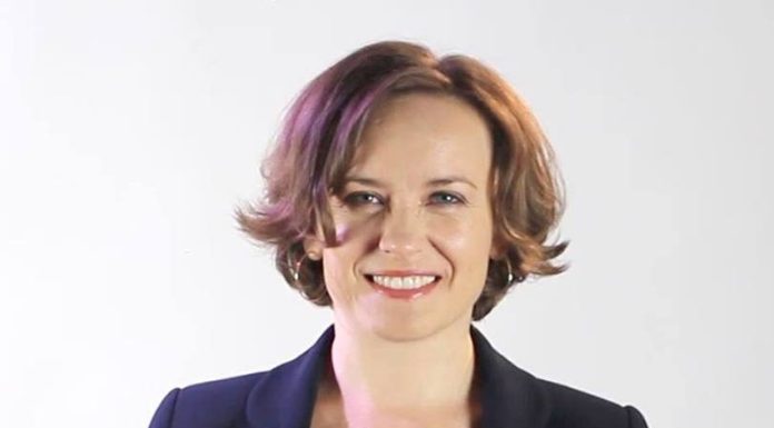 Cosette Chichirău a donat 1300 de viziere spitalelor din Iași