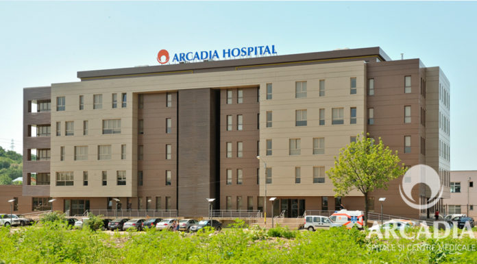 La Arcadia, ca în India: Medicii lucrează fără asigurări malpraxis. Statul ține de șase!