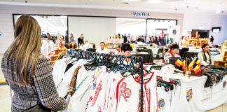 LUCRĂRI ALE MEȘTERILOR POPULARI,PREZENTATE ÎNTR-UN TÂRG DEDICAT MICII UNIRI, LA PALAS