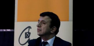 Foaie verde foi de struț, iaca, alt mediocruț