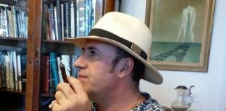 „Corneliu Antichități”: Aceste obiecte au rolul de a ne înfrumuseța doar o perioadă din viață