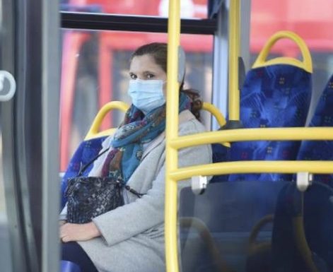 În județul Iași, măștile devin obligatorii în spațiile închise