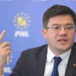 Bun și virusachele la ceva sau partea mișto a pandemiei Bun și virusachele la ceva sau partea mișto a pandemiei