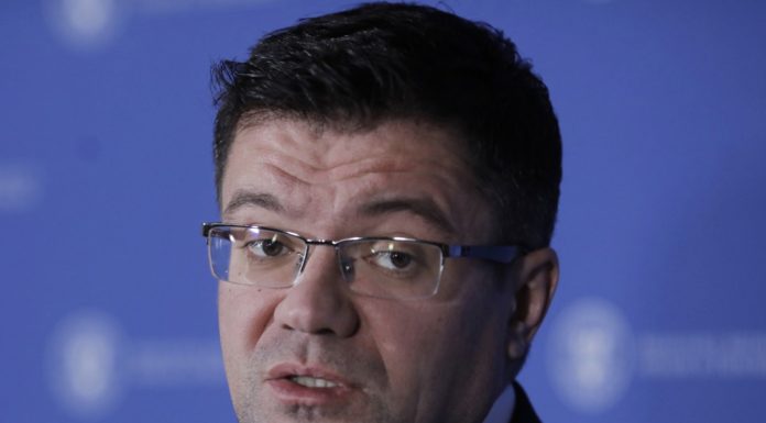 Ce Rușine! Costel Alexe, proiect de ordin pentru uciderea a peste 14.000 de femele și pui de căprioare