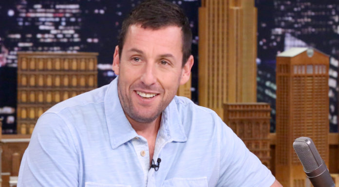 Actorul Adam Sandler a lansat o melodie dedicată medicilor aflaţi în prima linie a luptei împotriva Covid-19
