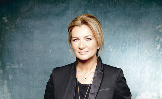 Ex-arestata Irina Schrotter lansează colecția de limbi dorsale ” Lingua-Dos PNL 2020 „