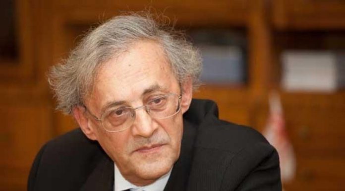 Prof. Vasile Astărăstoae: ‘Este o nebunie! De la o simplă răceală s-a trecut la apocalipsă! N-am înțeles închiderea cimitirelor, bisericilor’