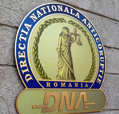 DNA, anunţ de ULTIMĂ ORĂ: 20 de percheziţii, inclusiv la sediul unei instituţii publice