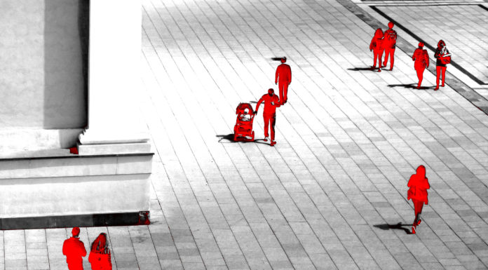 Belgia va supraveghea telefoanele mobile pentru a limita aglomerarea plajelor