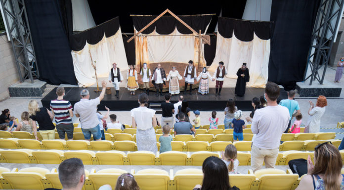 Noi spectacole pentru toate vârstele, în această săptămână pe scena Amfiteatrului Palas