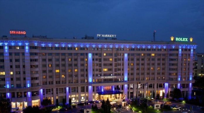 Milioane de clienti ai lantului de hoteluri Marriott au dat compania in judecata pentru furtul datelor personale