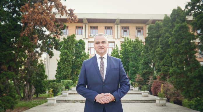 Marius Bodea (USR): Ieșenii au de ales între Alianța USR PLUS și două PSD-uri: unul original, vlăguit, și unul umflat cu foști pesediști, PNL