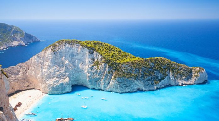 Grecia renunță la toate restricțiile pe durata sezonului estival. De când sunt așteptați turiștii