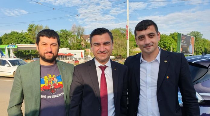 Omar, romîn de AUR by Georgel Simion, patrioțaș civil