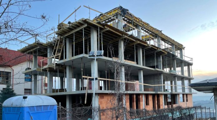 Chirica deschide porțile Copoului pentru Mafia Imobiliară: bloc cu autorizație de „locuință semicolectivă” și apartamente în piscină