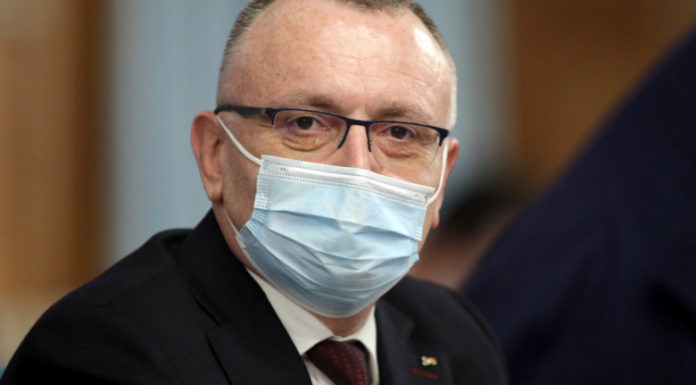 Sorin Cîmpeanu: Am ferma convingere că profesorul din Iași își va da demisia / Este inacceptabil ca un cadru didactic dovedit că a săvârșit fapte de abuz verbal și emoțional față de elevi să continue activitatea