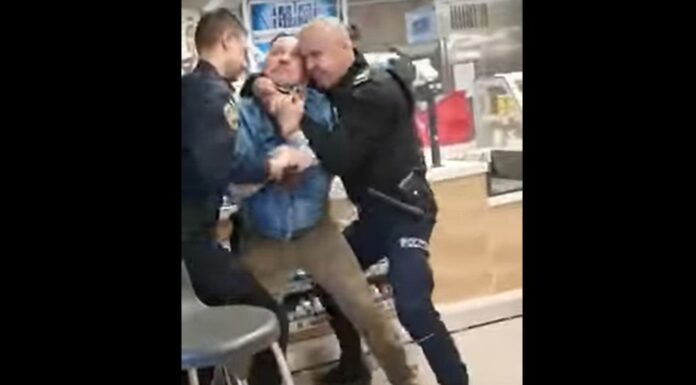 Un barbat din Sibiu a scos cutitul cand i s-a cerut sa poarte masca in magazin. Cum s-au luptat politistii sa-l imobilizeze VIDEO