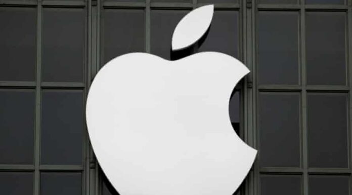 APPLE riscă să devină primul grup tehnologic digital sancționat de UE în virtutea noilor reglementări
