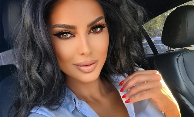 Cine este Raluca Paraschiv, dansatoarea din buric angajată într-o companie de stat din sistemul energetic