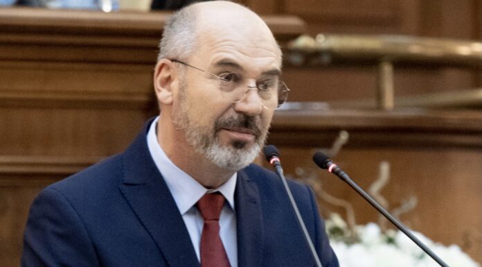 Președintele Popa: PNL și USR vând România la bucată! Guvernarea de Dreapta este la doar un pas de a face ca românii să devină străini în propria lor țară