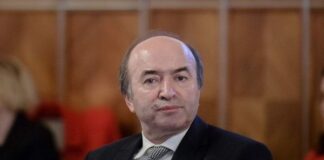 Interviu cu Omul Negru (I). Toader: „Tocmai îi refuzasem pe liberali. Prima data a venit Costel Alexe. Eu l-am privit cu prudență”