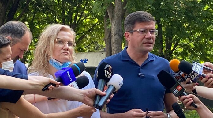 Viața unui copil jucată la ruleta politicienilor. Medicul salvator, concediat de oamenii lui Coste Alexe