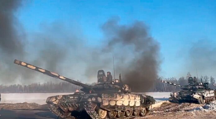 Ucraina trăiește un coșmar: Se aşteaptă la un atac cu tancuri ruseşti asupra Kievului