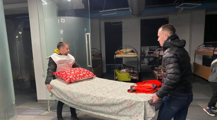 Deputatul ieșean Filip Havârneanu, voluntar activ la taberele de primire a refugiaților