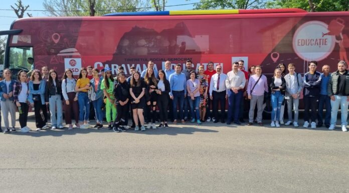 Caravana Educației, proiect inițiat de tinerii social-democrați, a poposit la Iași!